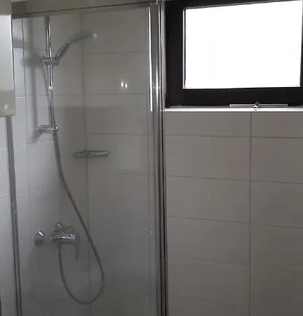 アパート Ferienwohnung Leonie ザンクト・カンツィアン
